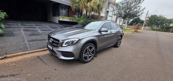 MERCEDES-BENZ GLA 250 2.0 CGI GASOLINA SPORT 7G-DCT